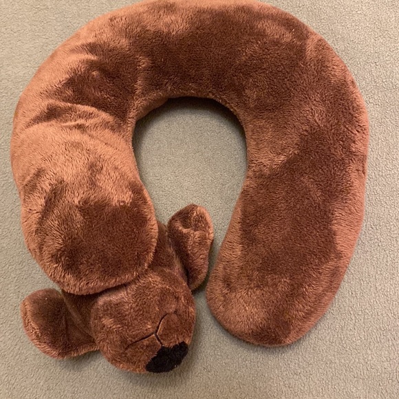 Eddie Bauer Accessories Eddie Bauer Childrens Travel Neck Pillow Its A Brown Dog Wblack Eyes